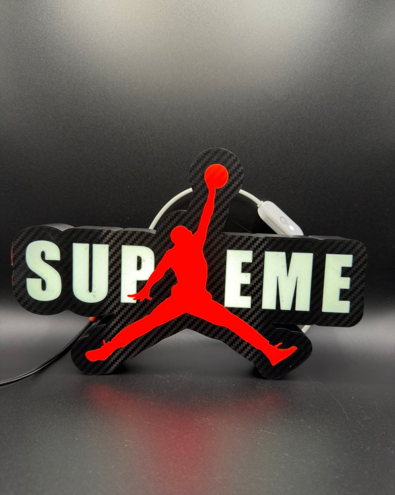 Supreme Nike Air Jordan Lightbox