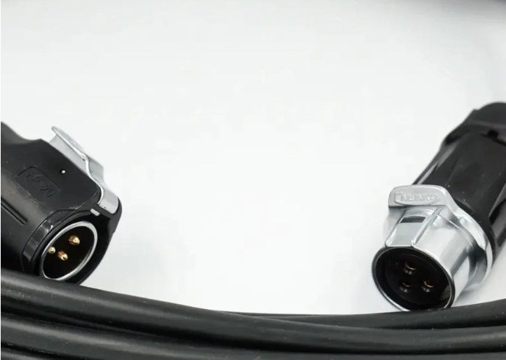 Ladekabel Verlängerung 5m Light Bee