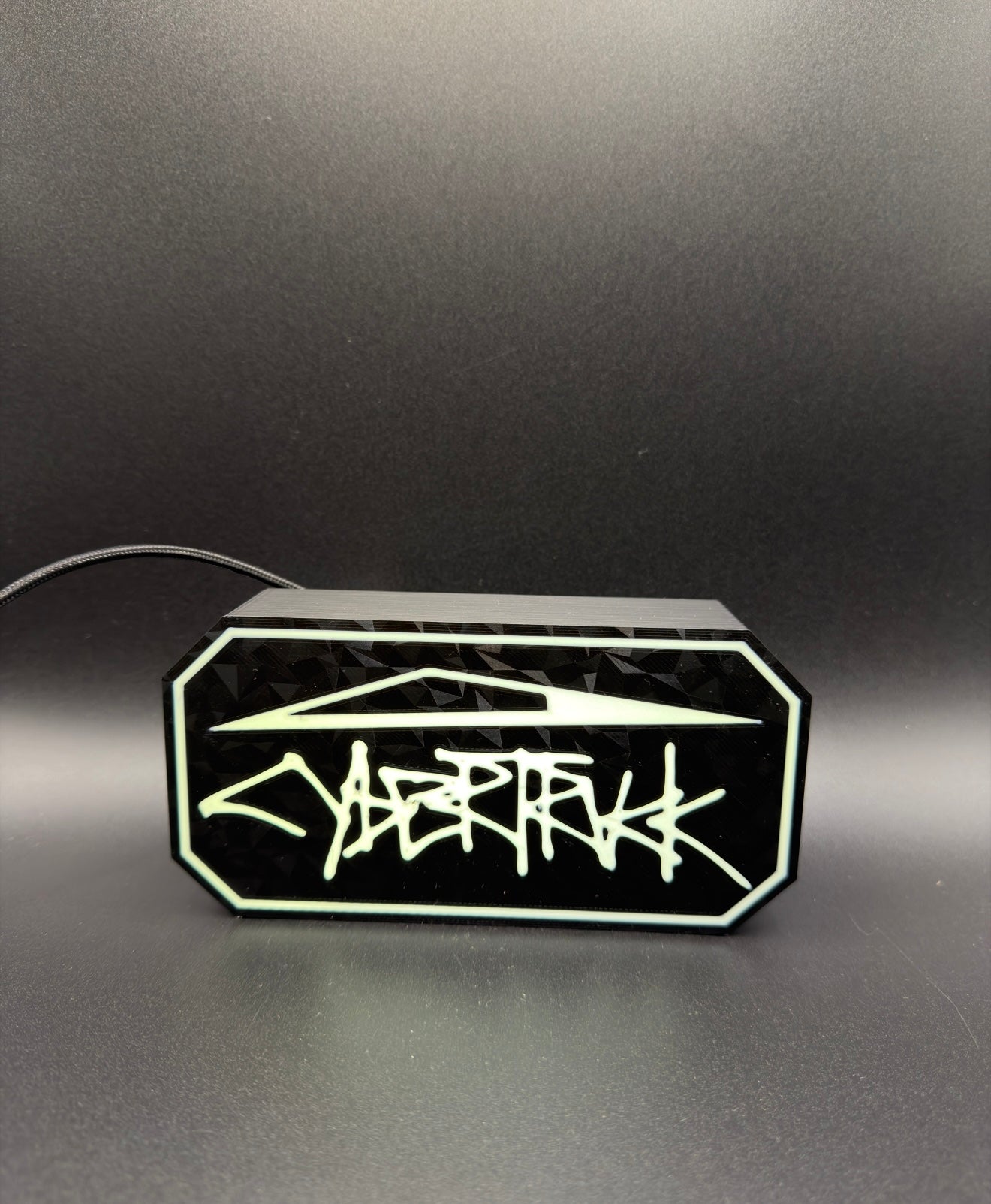 Tesla Cybertruck Lightbox