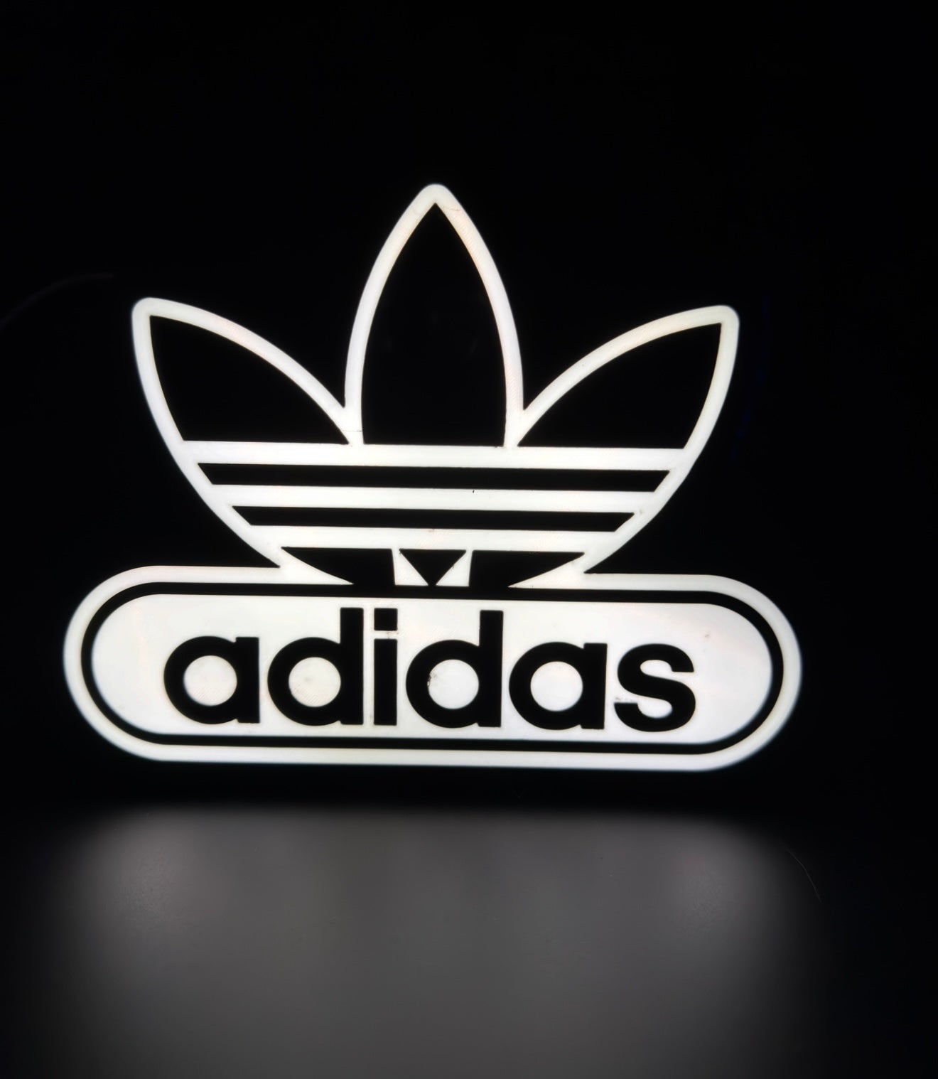Adidas Classic Lightbox
