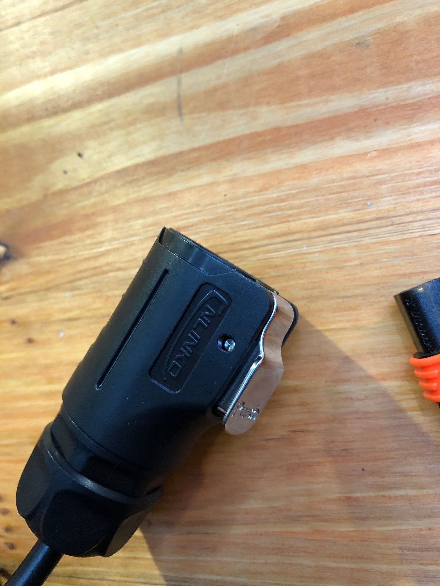 Sur Ron Light-Bee 72/84V 45AH 300A / Akku in Original Case